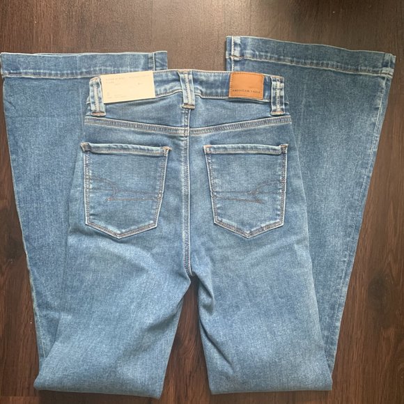 American Eagle Flare Jeans - Picture 5 of 7